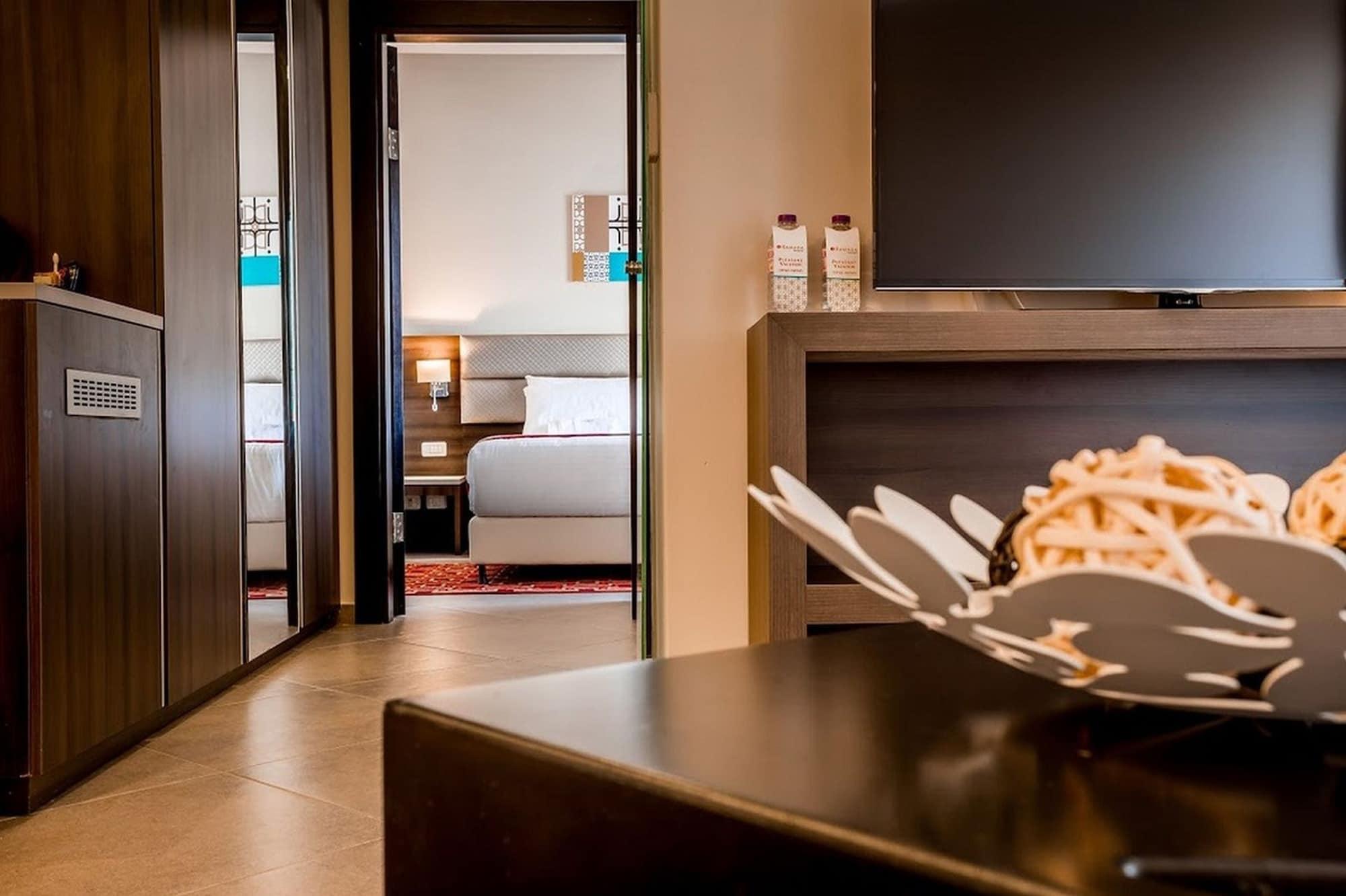 Hotel Ramada Olivie Nazareth Extérieur photo